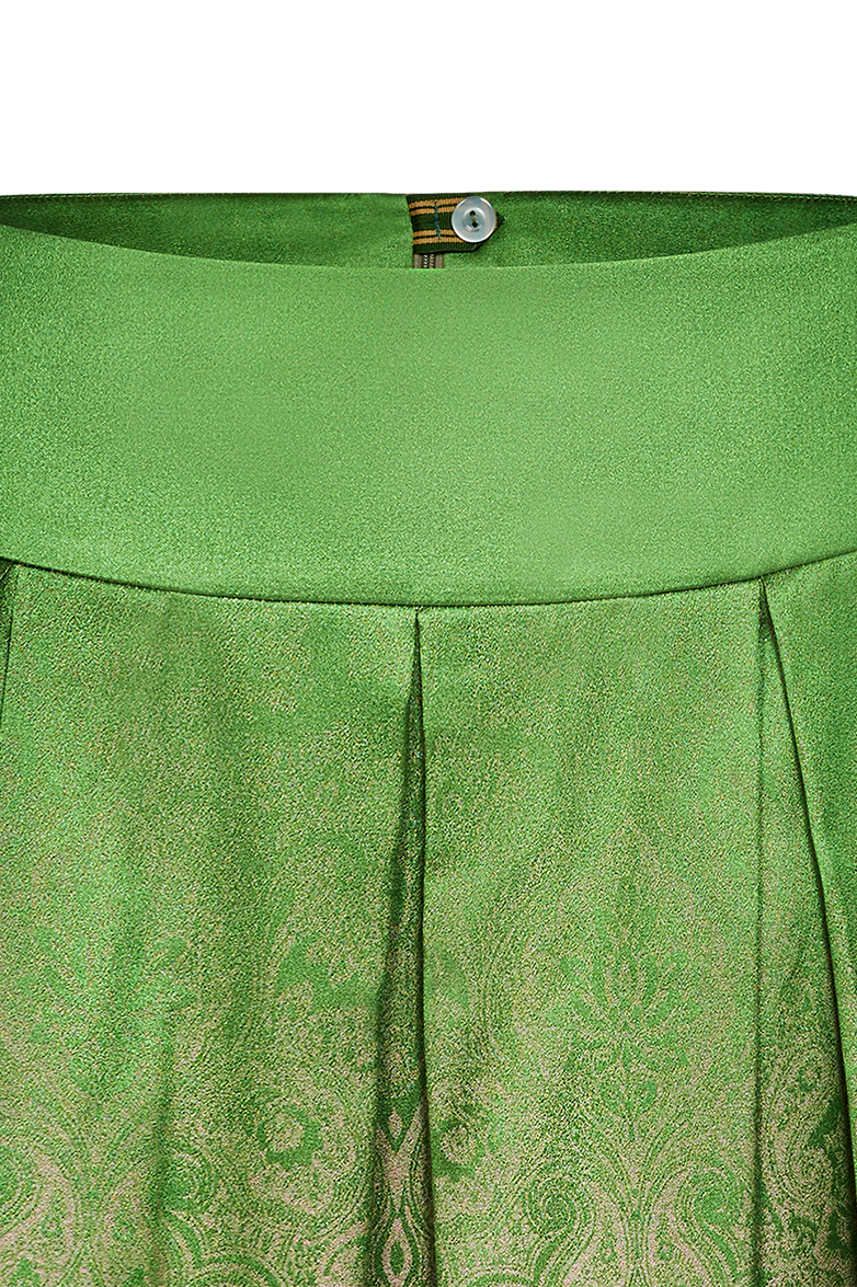 Pleated skirt with a wide yoke - Image 6