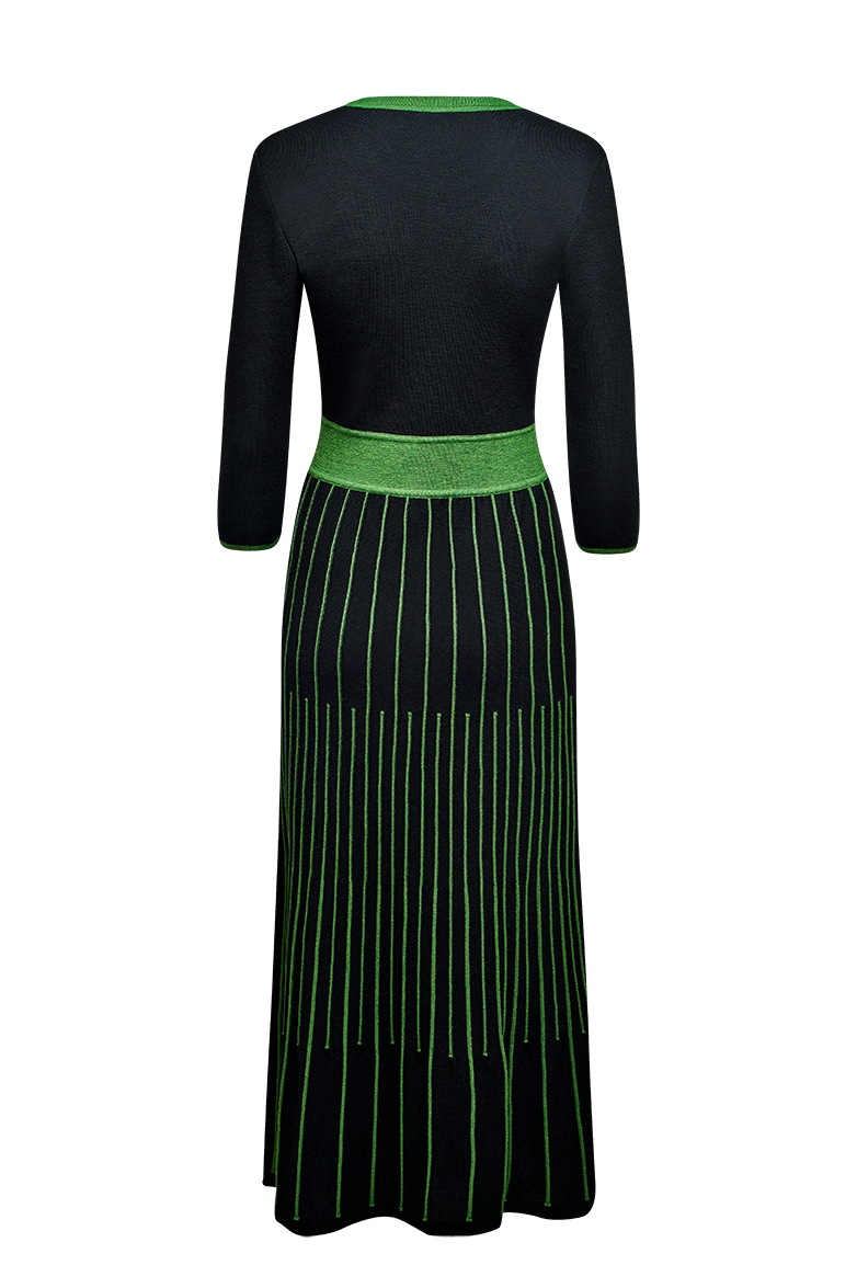Knitted dress with knitted pintucks - Image 2