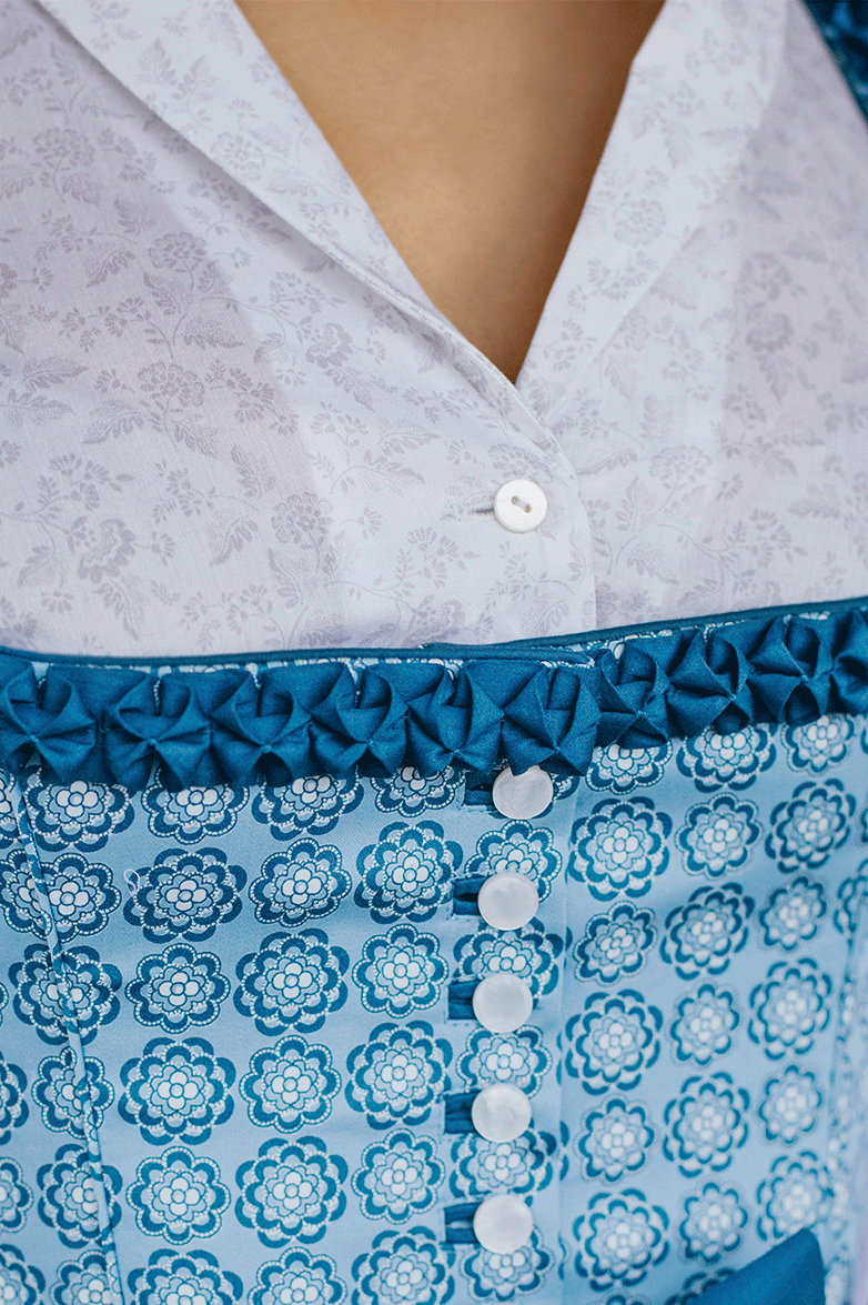 Dirndl blouse with shawl collar - Image 7