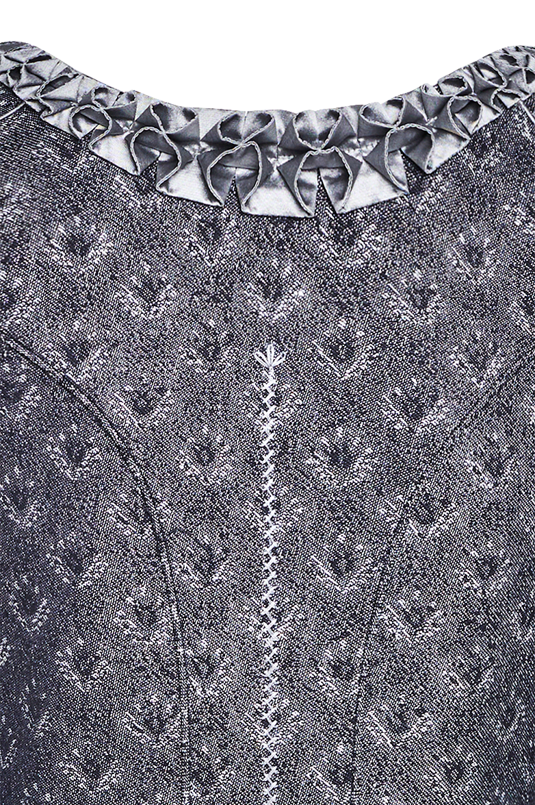 In the spotlight - Image 6