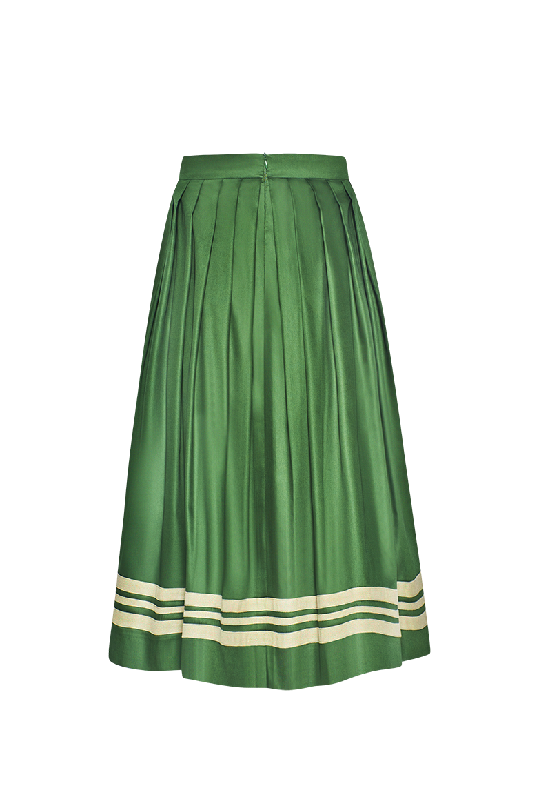 Beautiful pleats - Image 2