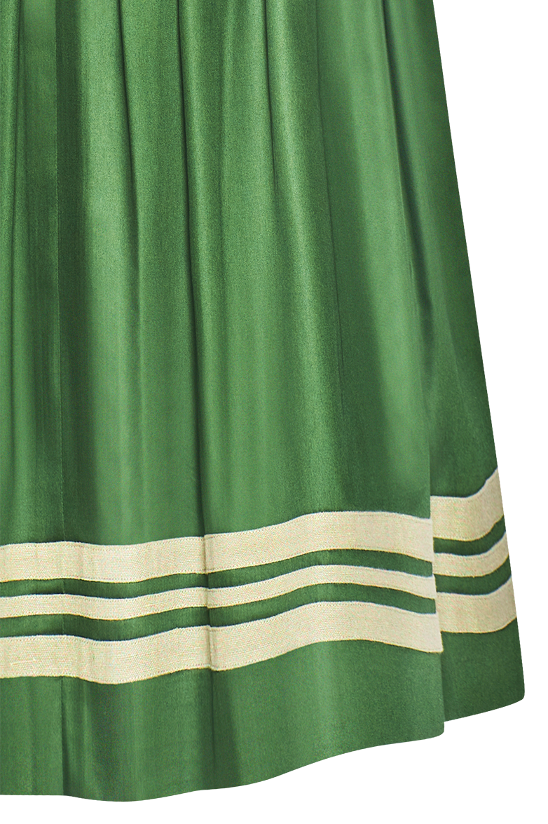 Beautiful pleats - Image 5