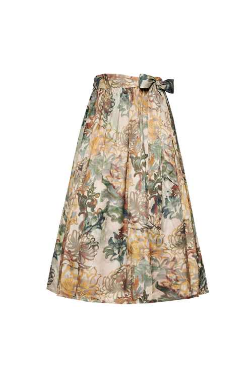 Apron with hunting print