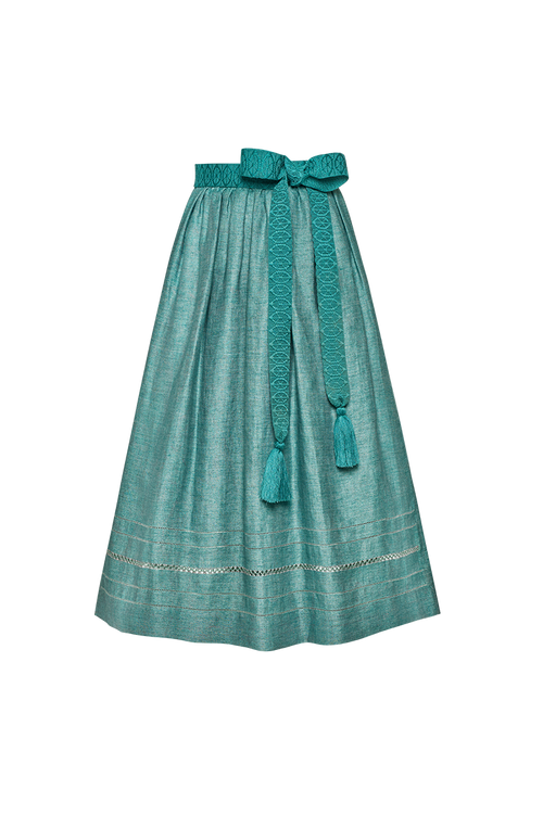 Linen apron with handwork