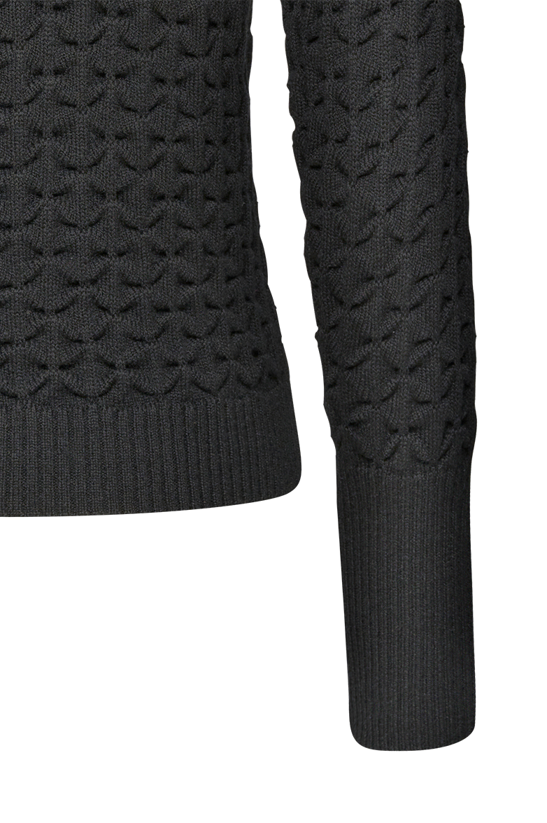 Derived from smocking - Image 6