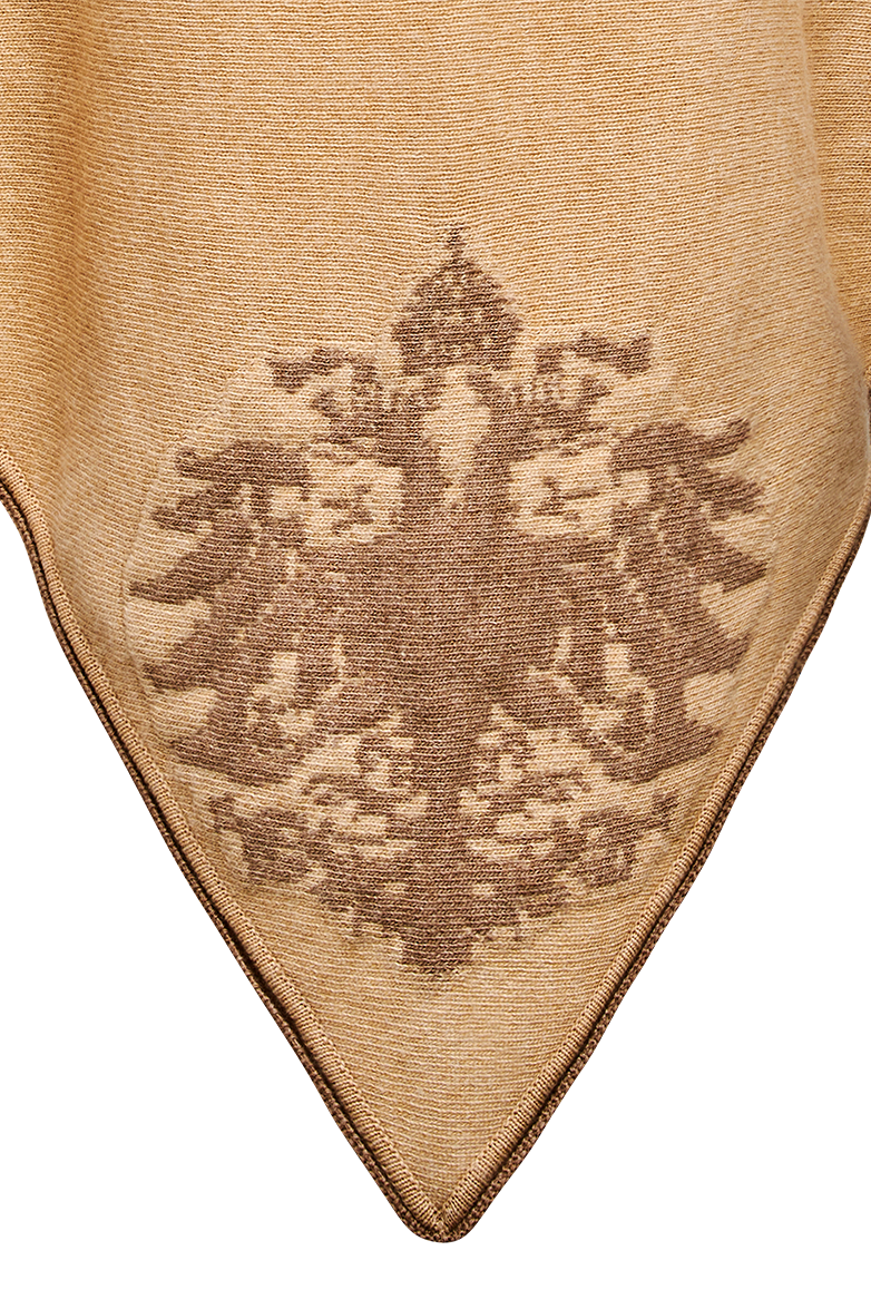 Knitted triangular scarf - Image 6