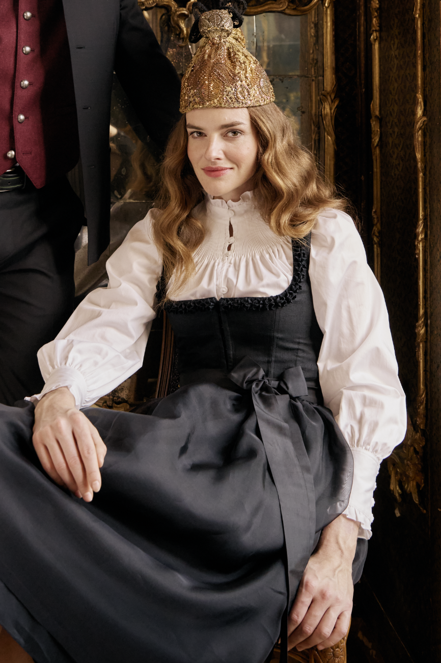 Meisterstück Dirndl blouse - Image 7
