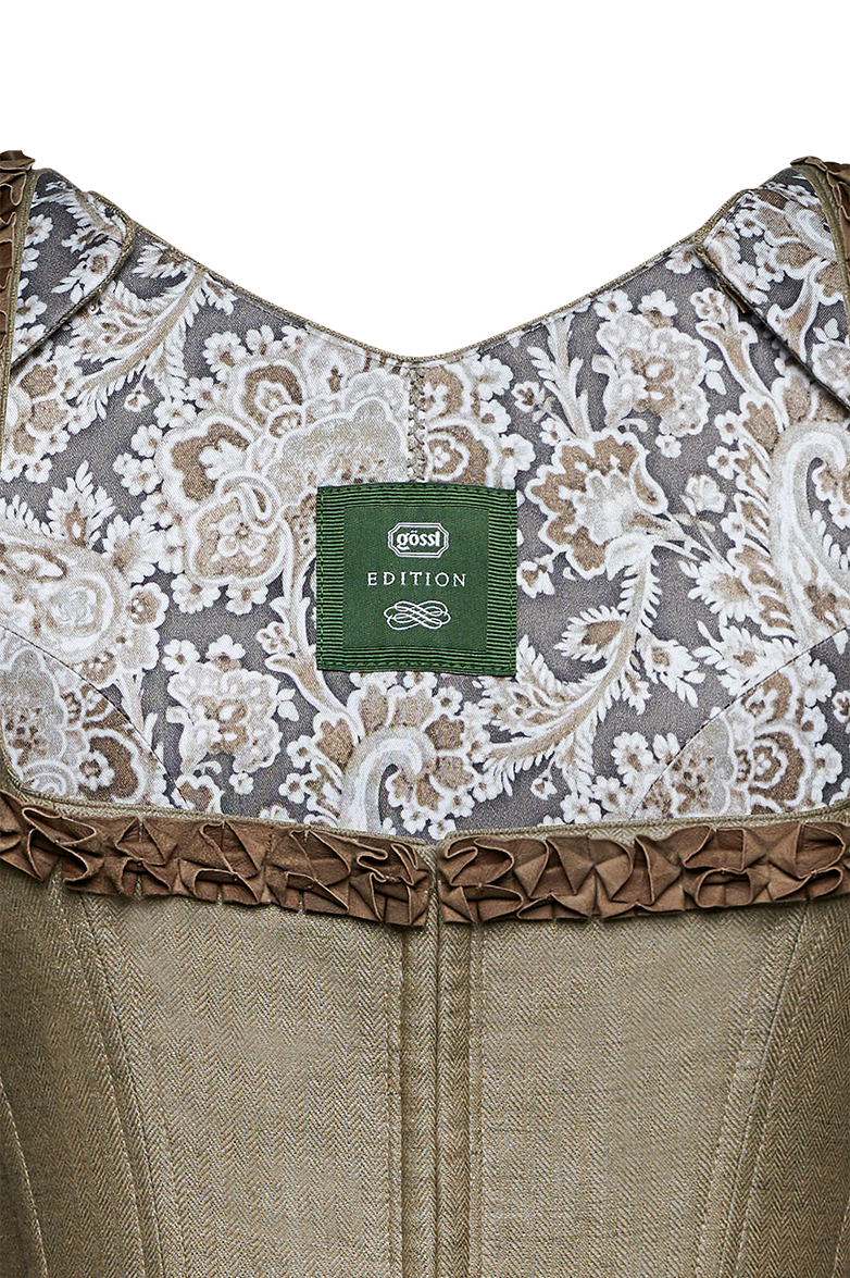 Hunting Dirndl with Henndorfer ruffle - Image 3