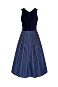 Velvet Dirndl - thumbnail 2