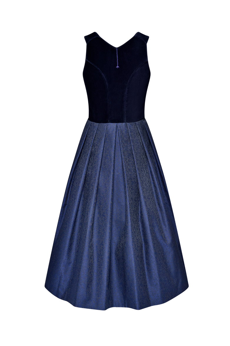 Velvet Dirndl - Image 2