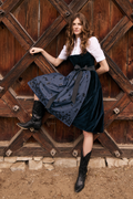 Velvet Dirndl - thumbnail 7