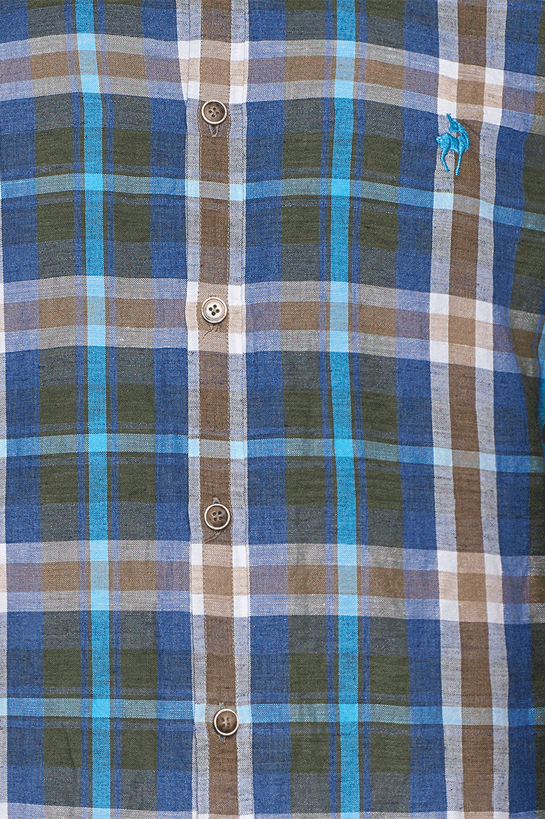 Checked and buttoned up - Image 4