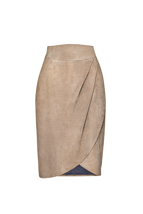 Suede skirt with rounded corners