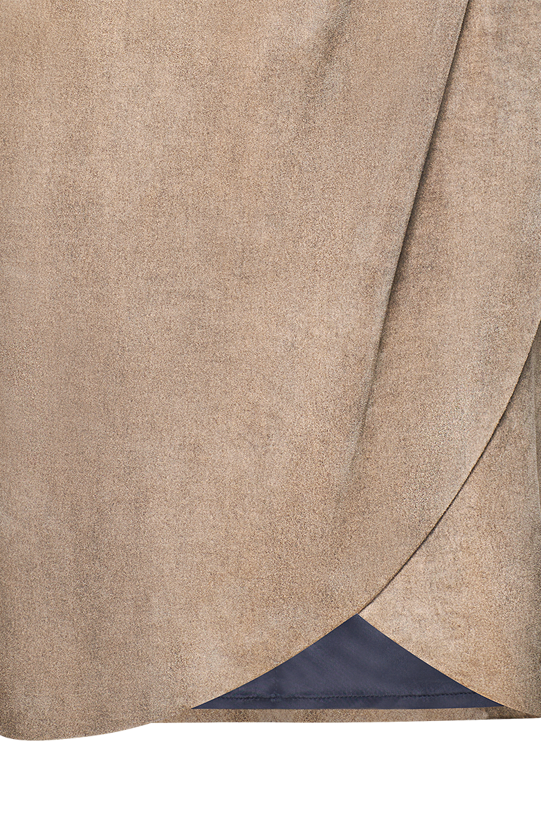 Suede skirt with rounded corners - Image 9
