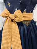 Adele Dirndl apron in cotton satin - thumbnail 4
